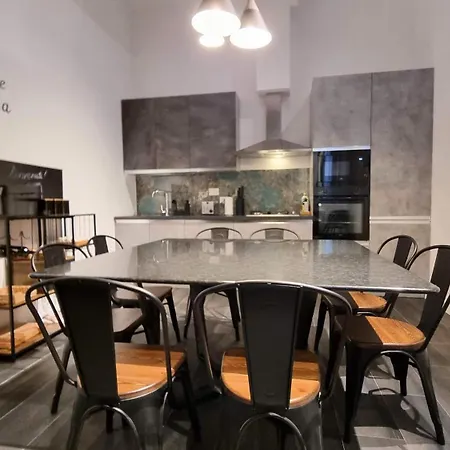 Milano Urban Flat 公寓 的里雅斯特